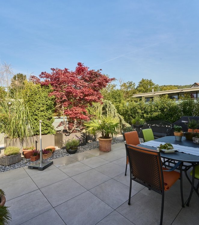 Terrasse mit neuen Belägen